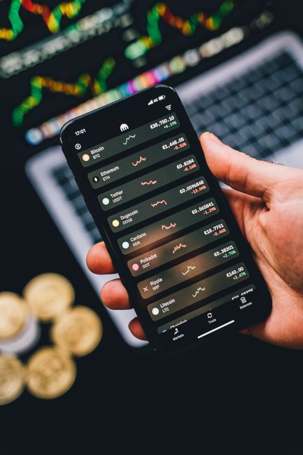 CoinEx fecha após nove anos: Saiba como resgatar seus investimentos