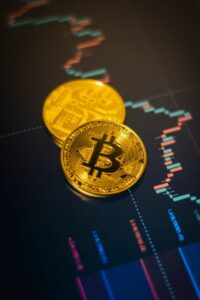 Bitcoin Cai ABAIXO de US$77.000: O Que Está Por Trás?