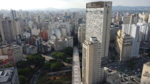 HOFC11 Vende Edifício Morumbi para TRX Real Estate FII: Entenda os Impactos
