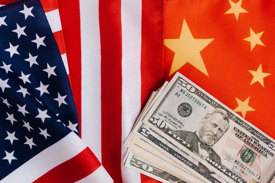 Preços do Cobre Caem com Dados Econômicos Fracos da China e Valorização do Dólar