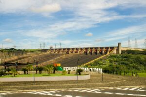 EUA e Paraguai firmam acordo para usar energia de Itaipu em projeto de IA