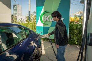 Brasil acelera infraestrutura de recarga para veículos elétricos