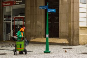 Bradesco defende linhas de crédito para PME mesmo com pressão na inadimplência