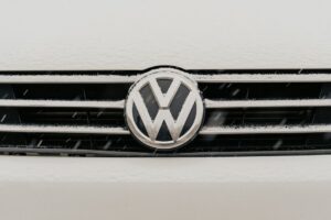 Volkswagen anuncia novas fábricas nos EUA: impactos para a economia brasileira