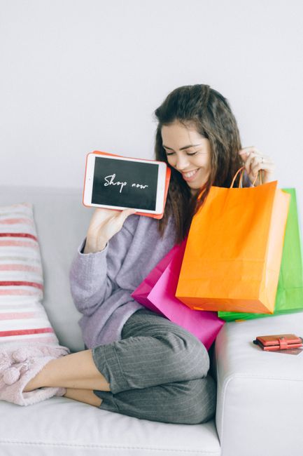 A Economia do Sofá: Como o Brasil está mudando seus hábitos de consumo digitalmente