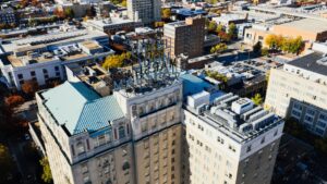 Comstock refinancia US$ 299 milhões em edifícios de escritórios no Reston Station