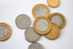 Tesouro IPCA+ perde espaço para debêntures isentas de IR? Estudo aponta outro culpado