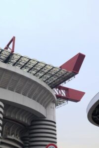 Milão planeja novo estádio de US$ 2,57 bilhões para substituir San Siro