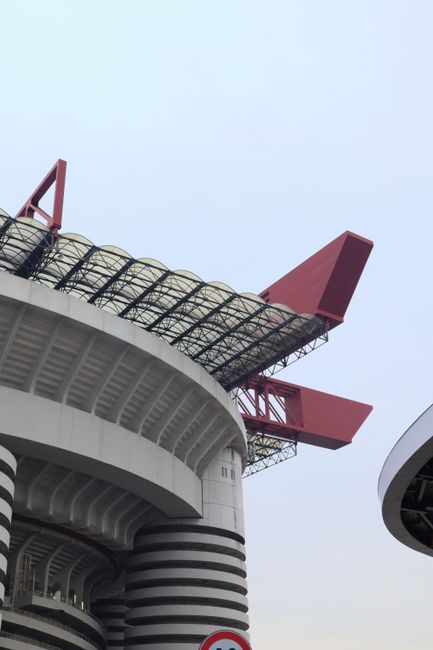 Milão planeja novo estádio de US$ 2,57 bilhões para substituir San Siro