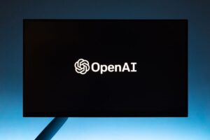 OpenAI e Samsung reforçam parceria em chips de memória e IA