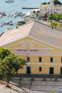 Mercado Livre: Citi recomenda compra, mas alerta para riscos de investimentos intensos